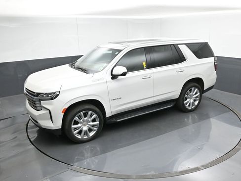 Used 2024 Chevrolet Tahoe High Country w/ Advanced Technology Package image 48