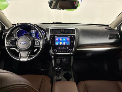 Used 2018 Subaru Outback 3.6R Touring w/ Popular Package #3 image 8