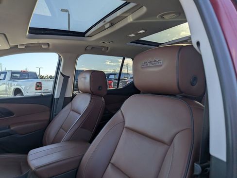Used 2021 Chevrolet Traverse High Country image 24