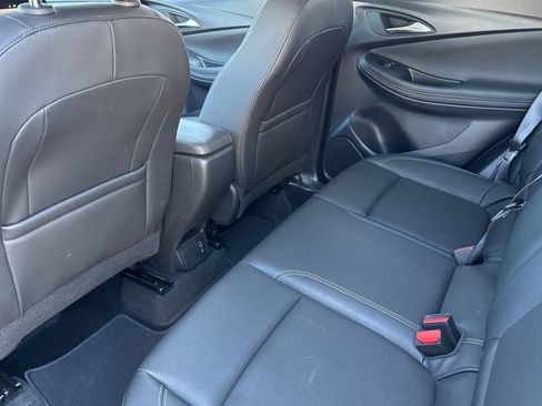 Used 2024 Buick Encore GX Sport Touring FWD image 13