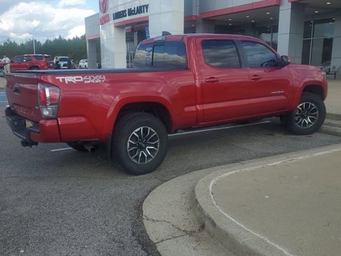 Used 2021 Toyota Tacoma TRD Sport w/ Technology Package image 5