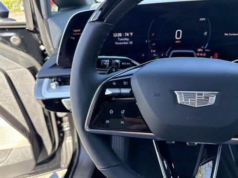 New 2026 Cadillac Optiq Sport 2 image 32