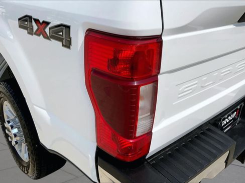 Used 2022 Ford F250 XLT AWD/4WD image 27