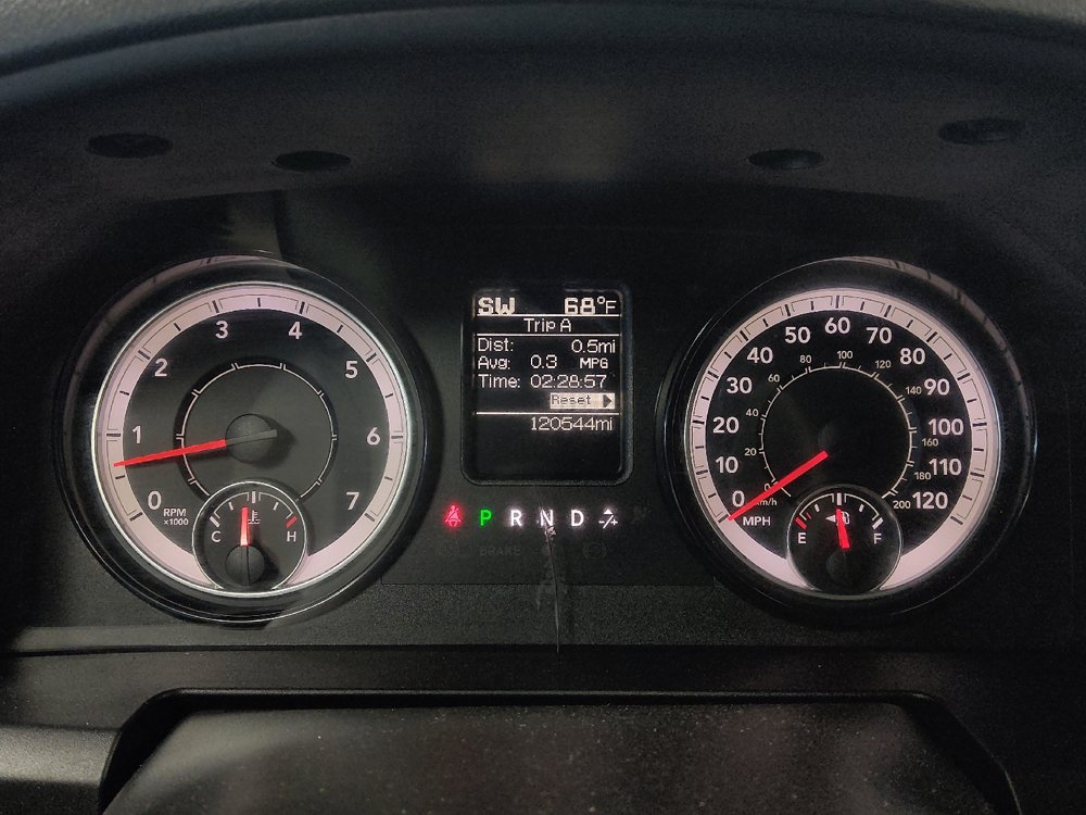 Used 2020 RAM 1500 Classic SLT RWD image 23