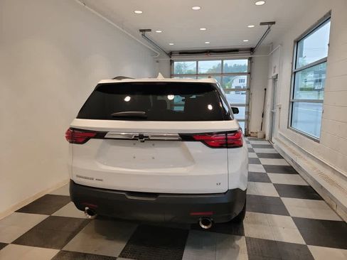 Used 2023 Chevrolet Traverse LT AWD/4WD image 4