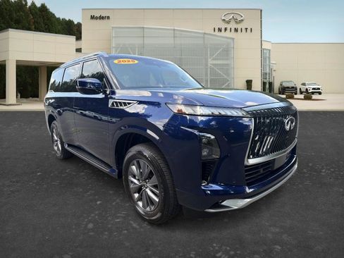 Certified 2025 INFINITI QX80 Pure AWD/4WD image 3