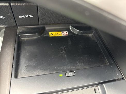 Used 2022 Toyota Camry XSE image 18