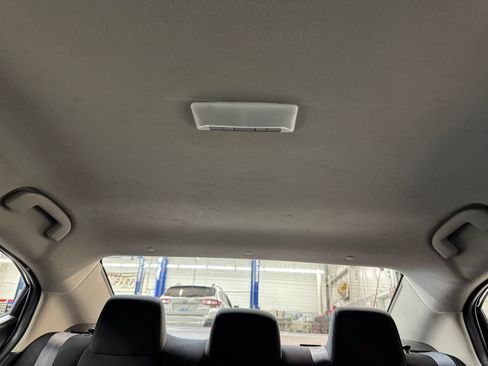 Used 2022 Nissan Sentra SV FWD image 22