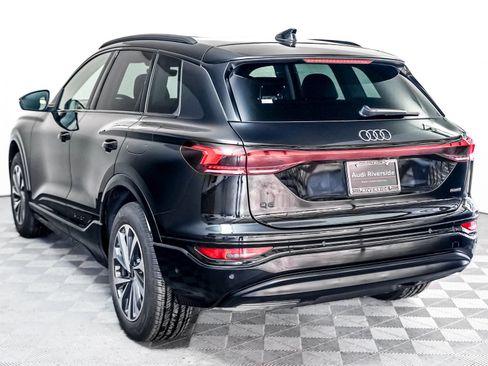 Certified 2025 Audi Q6 e-tron Premium Plus w/ Premium Plus image 2
