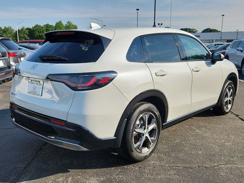 Certified 2024 Honda HR-V EX-L image 6