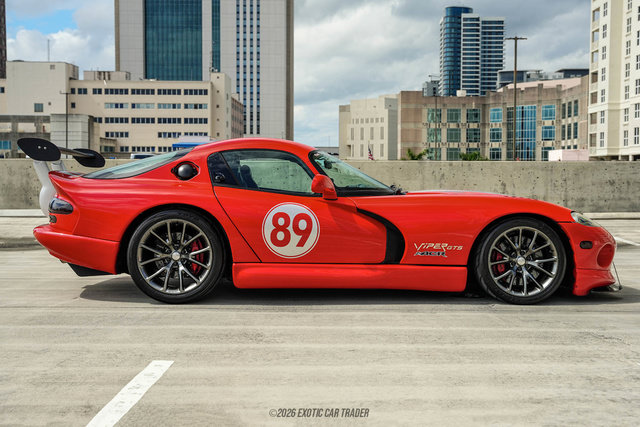 Used 1998 Dodge Viper GTS RWD image 8