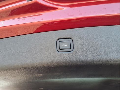 Certified 2024 Chevrolet Blazer LT w/ Convenience Package FWD image 6