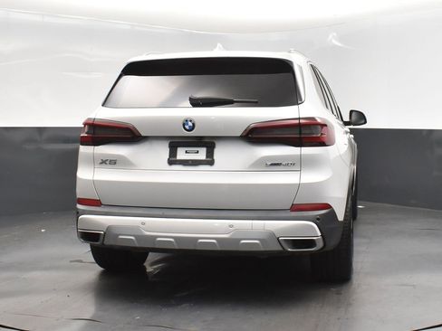 Certified 2023 BMW X5 sDrive40i image 7
