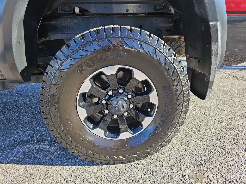 Used 2018 RAM 2500 Power Wagon w/ Luxury Group AWD/4WD image 32