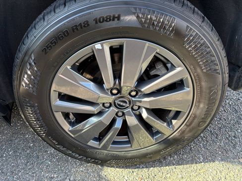 Used 2025 Nissan Pathfinder SV AWD/4WD image 33