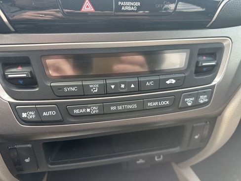 Used 2019 Honda Pilot EX-L image 18