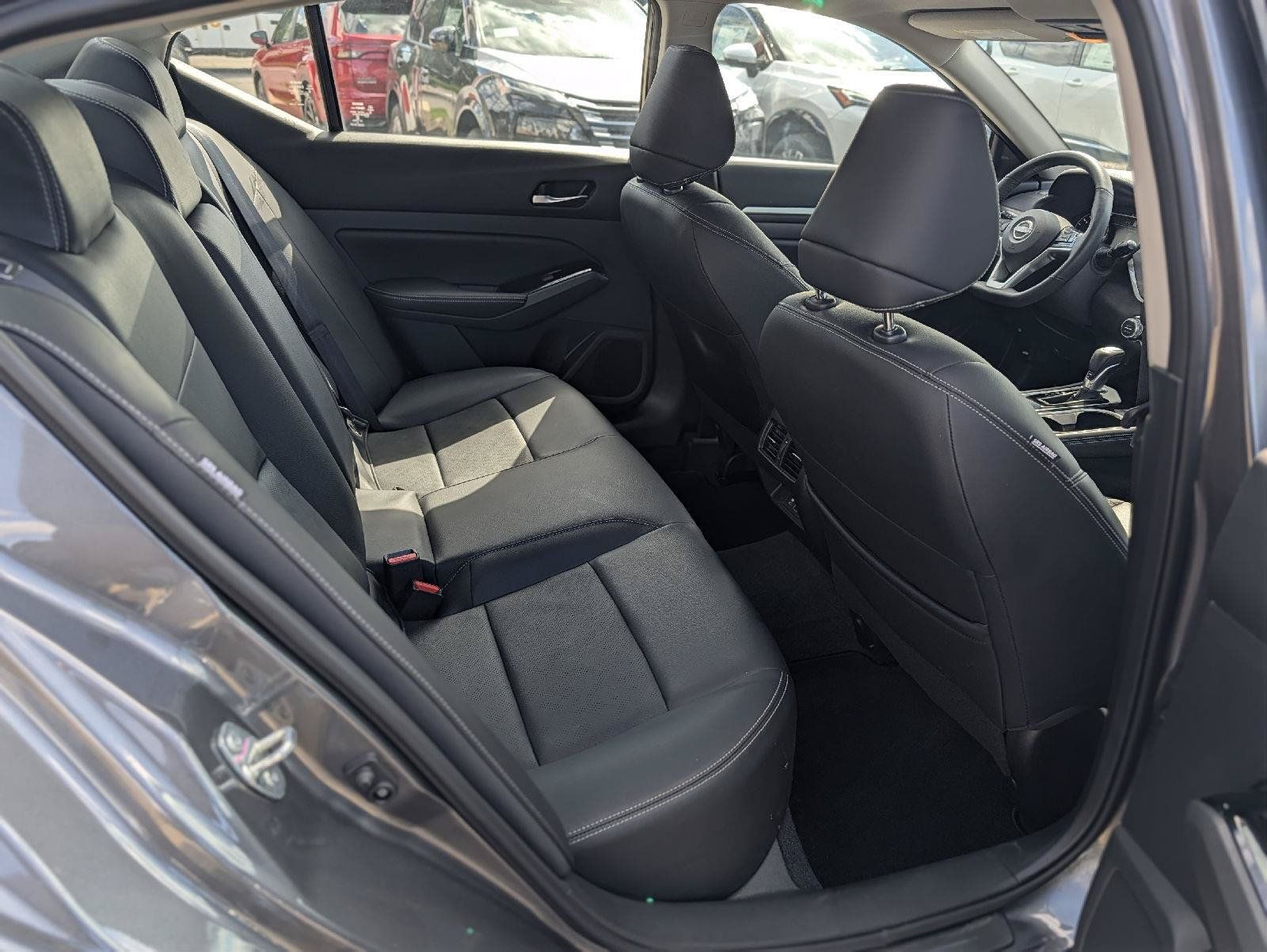 Used 2024 Nissan Altima 2.5 SL AWD/4WD image 19