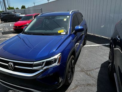 Used 2024 Volkswagen Taos SEL