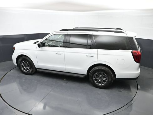 Used 2025 Ford Expedition Active AWD/4WD image 47