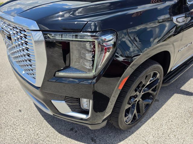 Used 2023 GMC Yukon Denali RWD image 15