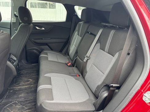Used 2025 Chevrolet Blazer LT w/ Convenience Package AWD/4WD image 19