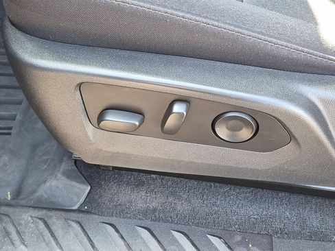 Used 2023 Chevrolet Colorado Trail Boss w/ LPO, Skid Plate Package AWD/4WD image 35