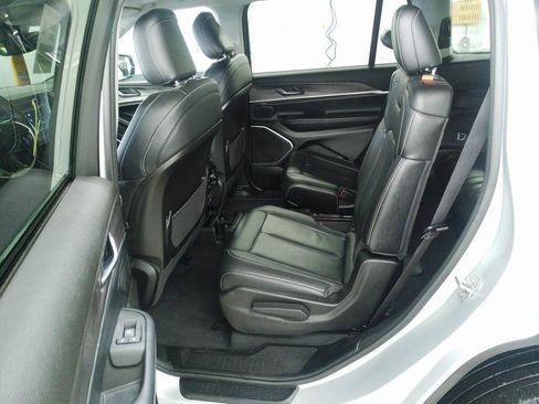 Used 2021 Jeep Grand Cherokee L Limited image 12