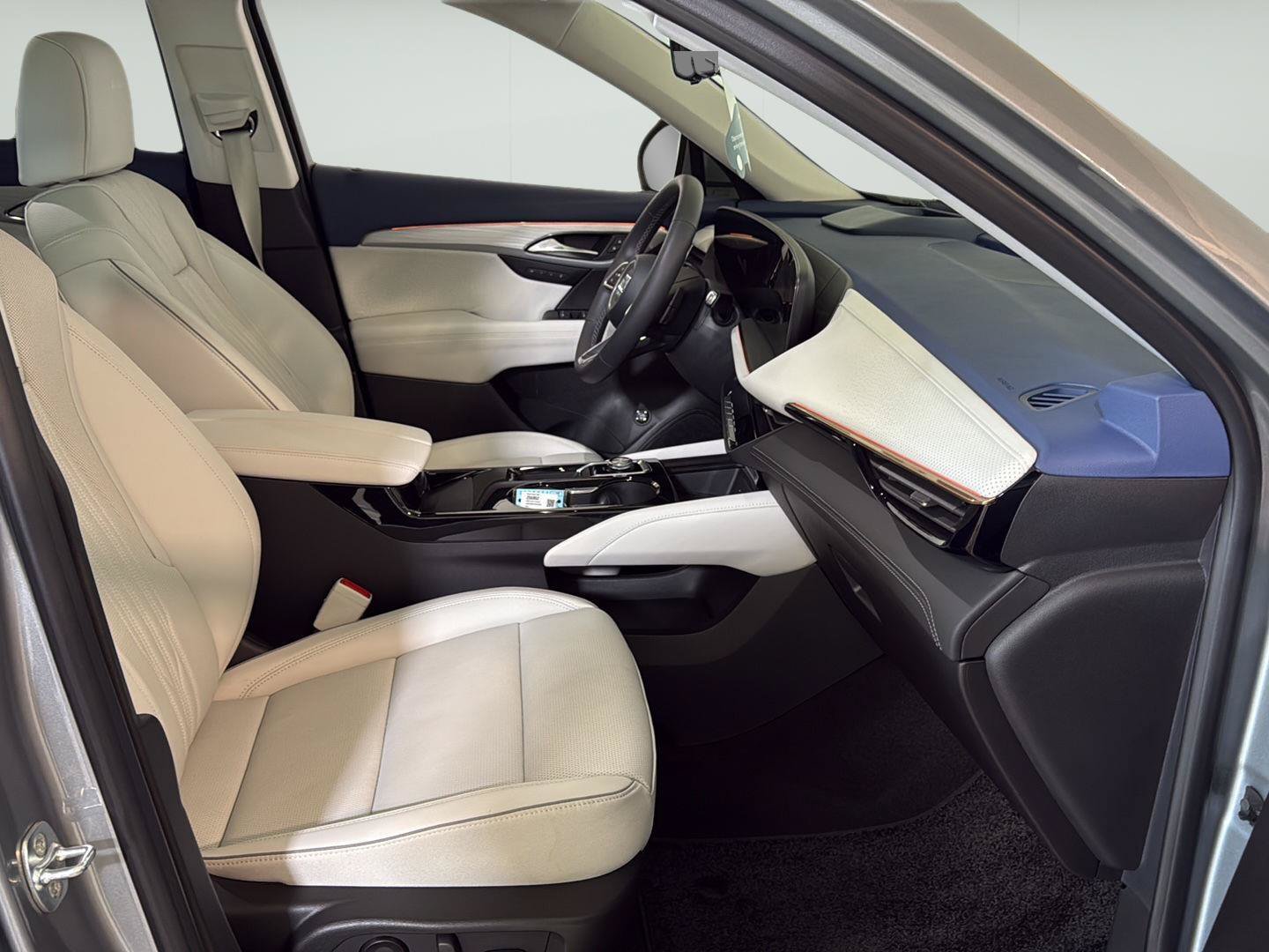 Certified 2026 Buick Envision Avenir AWD/4WD image 21