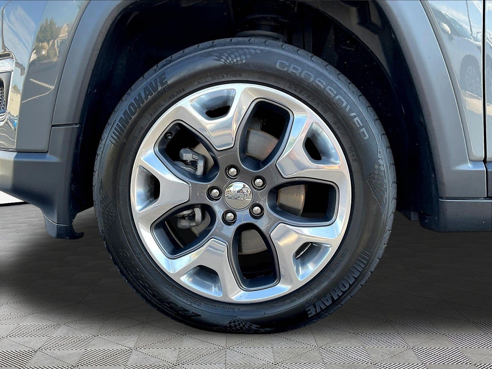 Used 2020 Jeep Compass Limited AWD/4WD image 35