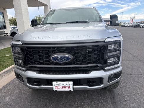 Used 2024 Ford F250 Lariat w/ Tremor Off-Road Package AWD/4WD image 2
