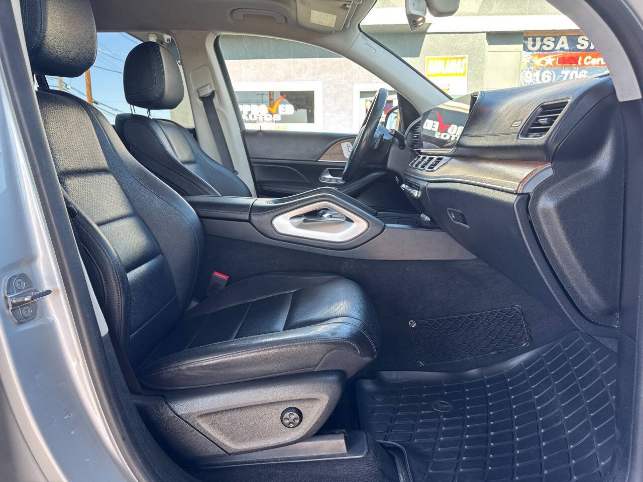 Used 2020 Mercedes-Benz GLS 450 4MATIC image 17