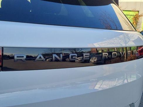 Certified 2024 Land Rover Range Rover Sport Dynamic SE AWD/4WD image 8