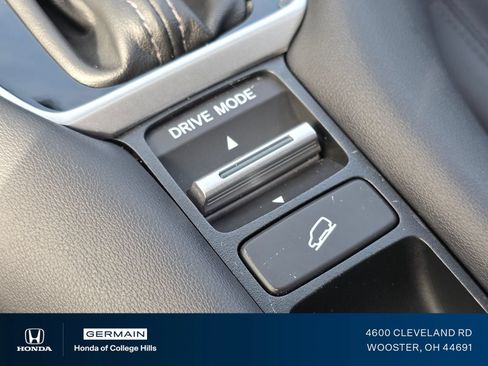 Certified 2024 Honda HR-V EX-L image 36