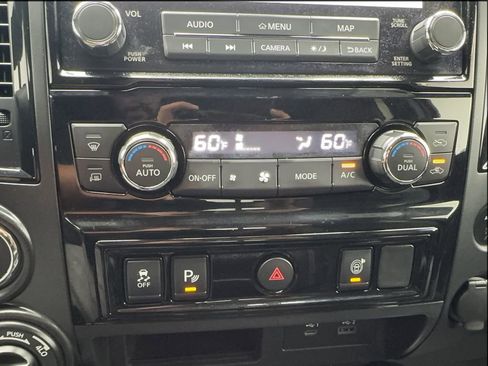 Used 2021 Nissan Titan PRO-4X AWD/4WD image 56