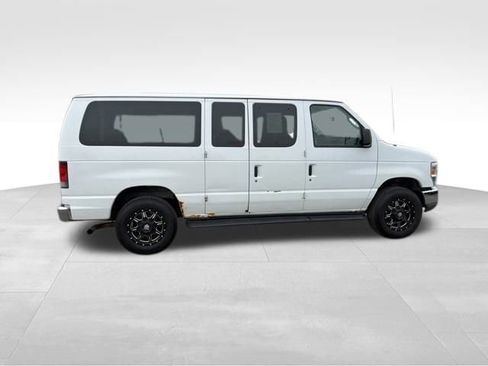 Used 2013 Ford E-350 and Econoline 350 XLT image 19
