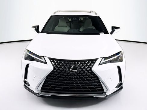 New 2026 Lexus UX 300h FWD image 2