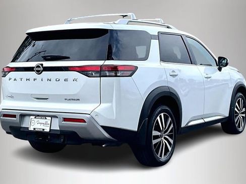 Certified 2025 Nissan Pathfinder Platinum w/ Cargo Package FWD image 5
