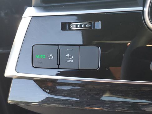 Used 2025 Audi Q8 Premium w/ Black Optic Package AWD/4WD image 23