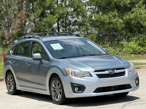 Used 2012 Subaru Impreza 2.0i Sport Premium AWD/4WD image 3