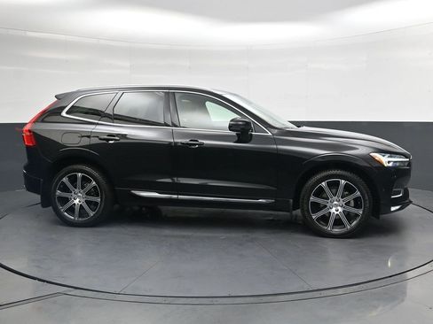 Used 2021 Volvo XC60 T5 Inscription w/ Advanced Package FWD image 3