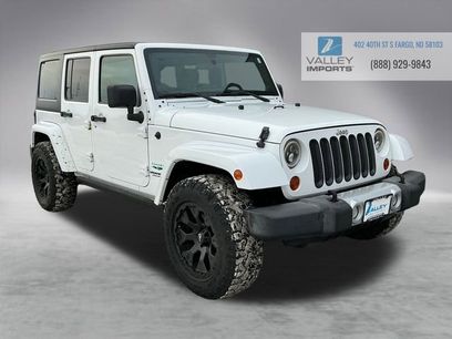 Used 2012 Jeep Wrangler Unlimited Sahara w/ Max Tow Pkg