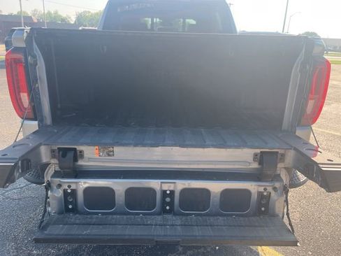 Used 2024 GMC Sierra 1500 SLT w/ SLT Premium Plus Package AWD/4WD image 10