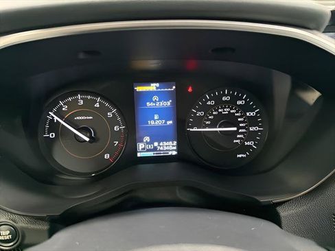 Used 2020 Subaru Crosstrek 2.0i Premium w/ Popular Package #2 AWD/4WD image 19