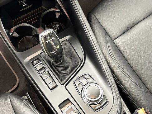 Used 2022 BMW X1 xDrive28i w/ Premium Package image 16