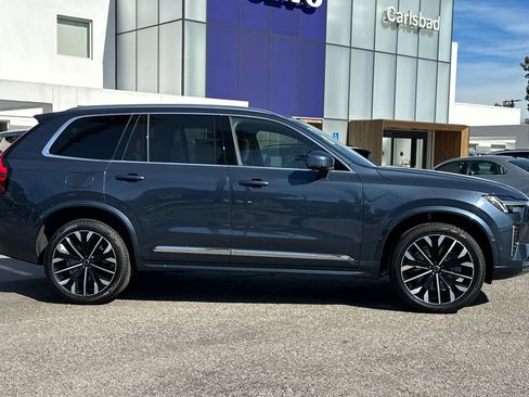 New 2026 Volvo XC90 B6 Plus AWD/4WD image 3