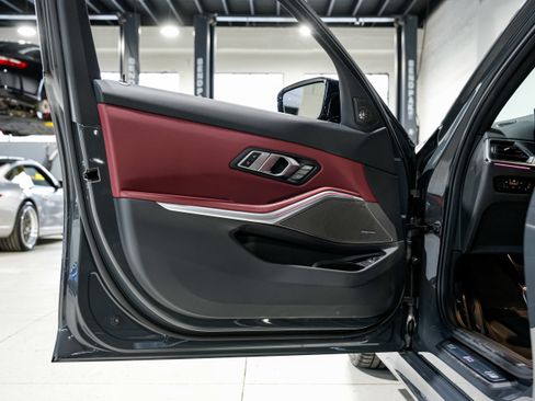 Used 2023 BMW M340i xDrive image 23