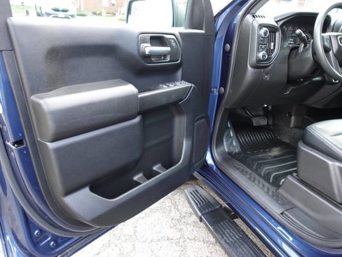 Used 2023 GMC Sierra 1500 Pro w/ Pro Value Package AWD/4WD image 14