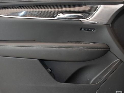 Used 2023 Cadillac XT6 Sport w/ LPO, Floor Liner Package AWD/4WD image 25