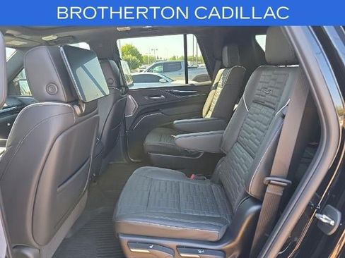 Used 2024 Cadillac Escalade V w/ LPO, ONYX Package AWD/4WD image 11
