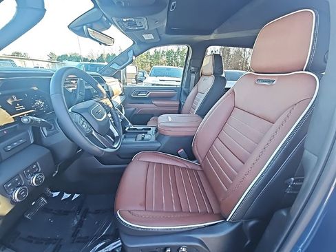 New 2026 GMC Sierra 2500 Denali Ultimate w/ Max Trailering Package AWD/4WD image 13